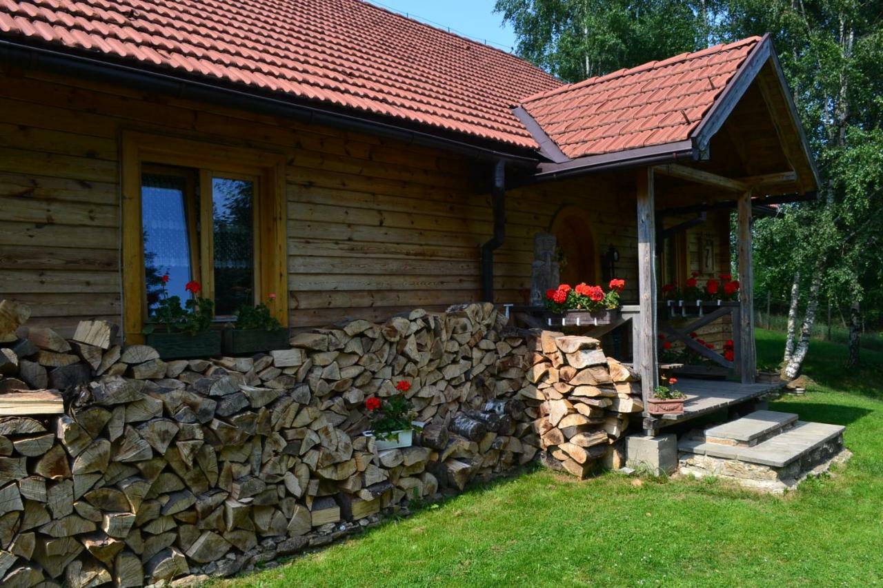 Agroturystyka Teosiowo Pobiedna Esterno foto